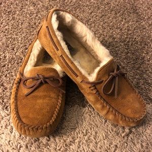 Ugg Dakota Moccasins